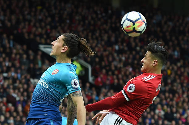 界杯上的亮 界杯上的亮